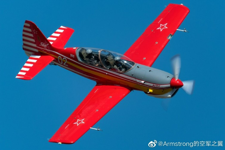 Nhiều chuyên gia quân sự khẳng định, rất có thể chiếc máy bay chiến đấu một động cơ này, sẽ được chế tạo theo "công thức" của máy bay thế hệ 5 - nghĩa là chú trọng vào khả năng tàng hình.