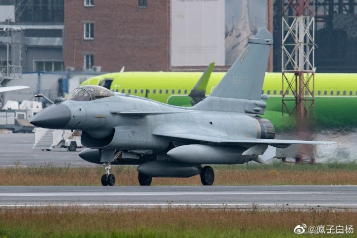 Phần thi Aviadarts năm nay thu hút được rất nhiều sự chú ý của người hâm mộ, hứa hẹn mang tới những bài thi đấu cực kỳ hấp dẫn.