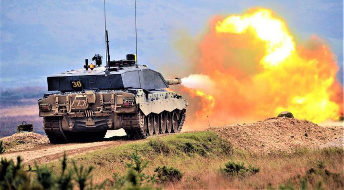 Hợp đồng trị giá 800 triệu bảng Anh (1,1 tỷ USD) này sẽ tạo ra 200 công việc mới có tay nghề cao, bao gồm 130 kỹ sư và 70 kỹ thuật viên trong sản xuất, cùng hơn 450 việc làm sẽ được thiết lập trong toàn bộ chuỗi cung ứng rộng lớn hơn ở West Midlands, Glasgow, Newcastle upon Tyne và Isle of Wight.