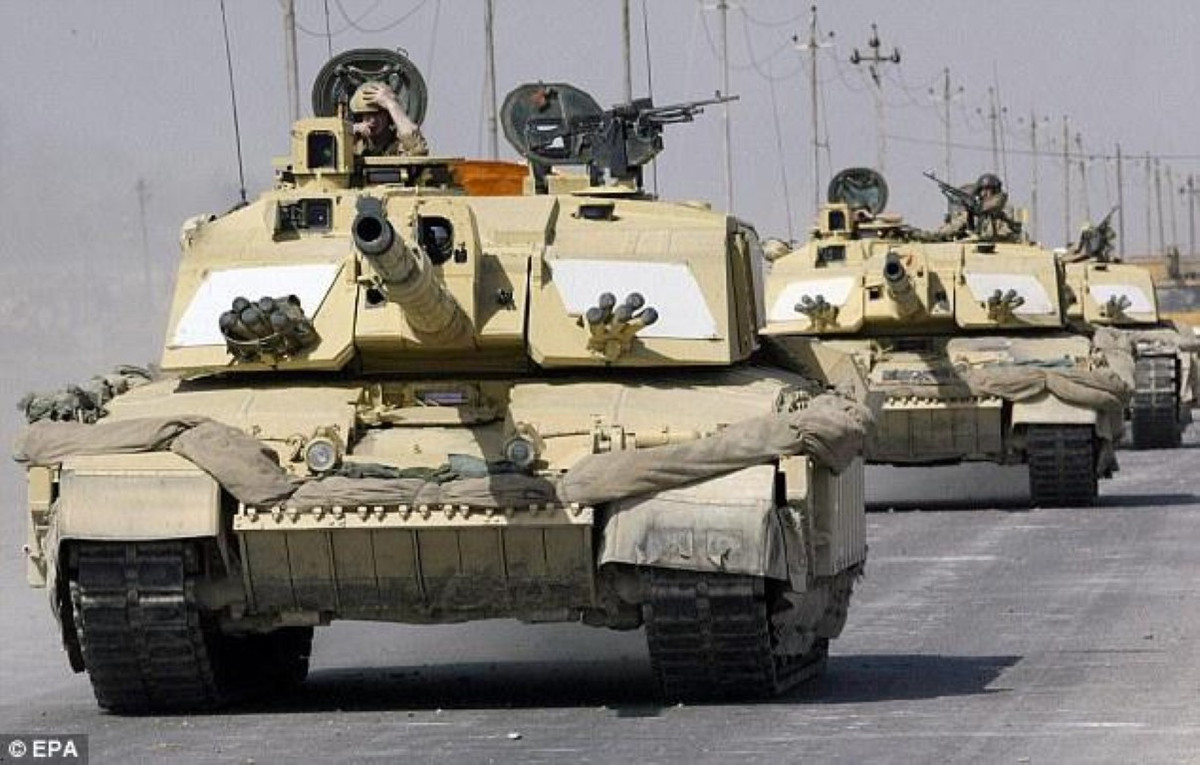 Một chiếc Challenger 2 đã hứng chịu 14 phát RPG-7 ở cự ly gần cùng một quả tên lửa chống tăng MILAN gây hư hỏng hệ thống trinh sát; kíp lái an toàn sau vụ tấn công, còn chiếc tăng chỉ mất 6 giờ để sửa chữa hệ thống ngắm trước khi trở lại phục vụ.