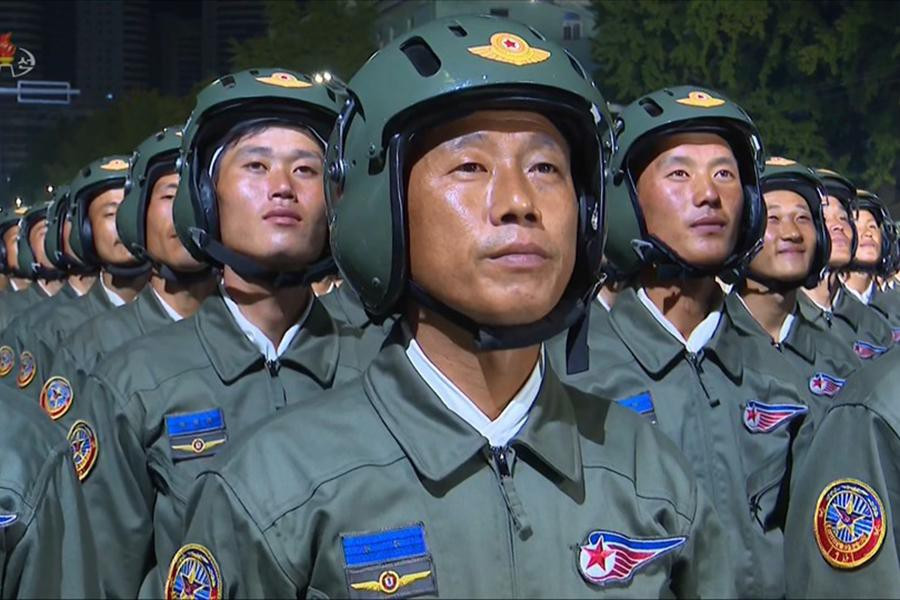 Theo ông Bennett, Lực lượng Hoạt động Đặc biệt của Triều Tiên, chỉ chiếm 200.000 trong tổng số gần 1,3 triệu binh sĩ Quân đội nhân dân Triều Tiên nhưng được cho là sẽ đóng vai trò chính trong một cuộc xung đột tiềm tàng.