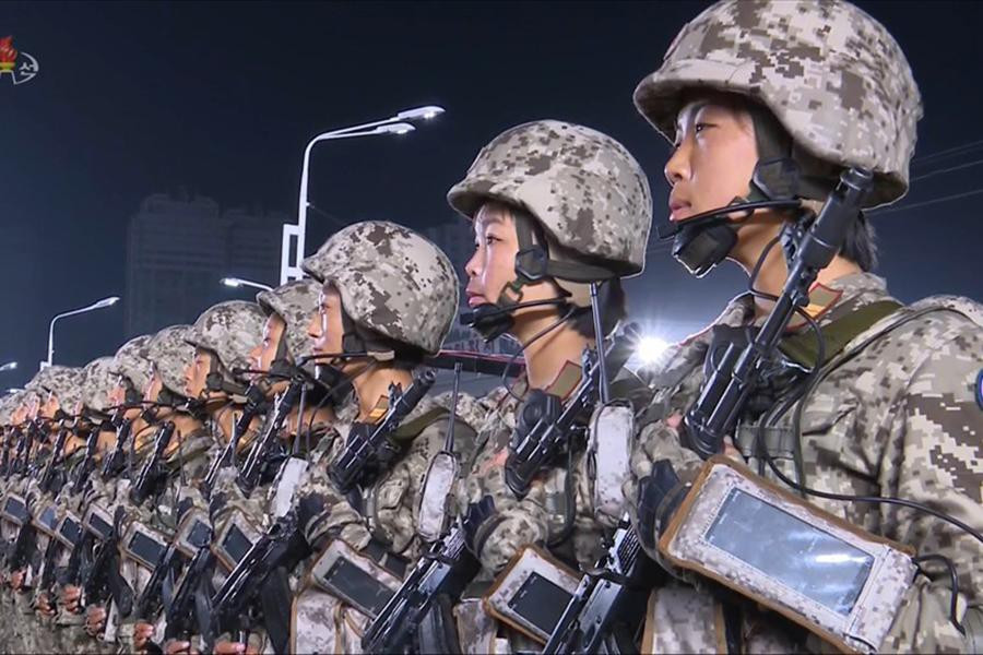 Tiến sĩ Bruce Bennett, một nhà phân tích quốc phòng cấp cao của RAND Corporation, cho rằng: “Những gì chúng ta thấy trong cuộc duyệt binh thực sự là sự hiện đại hóa rất chọn lọc. Tôi cá rằng họ gần như là tất cả lực lượng đặc biệt”.