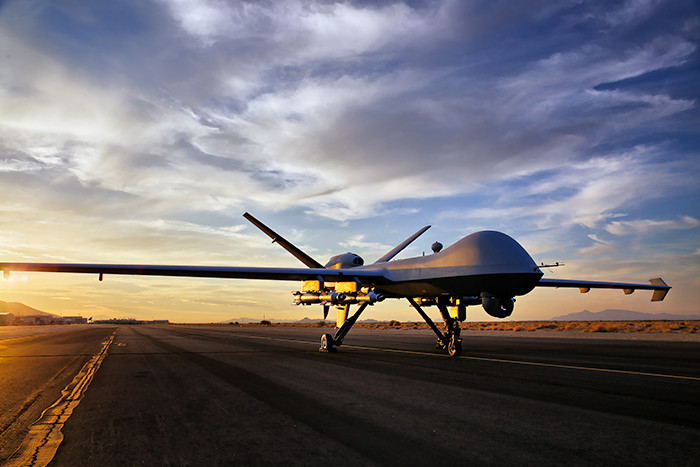 So với các máy bay không người lái MQ-1 Predator, MQ-9 có kích thước tổng thể lớn hơn, nặng nề hơn và nhiều khả năng tác chiến hơn. Động cơ của MQ-9 có công suất 950 mã lực - lớn bậc nhất trong số các loại động cơ dành cho máy bay không người lái khi nó ra mắt.