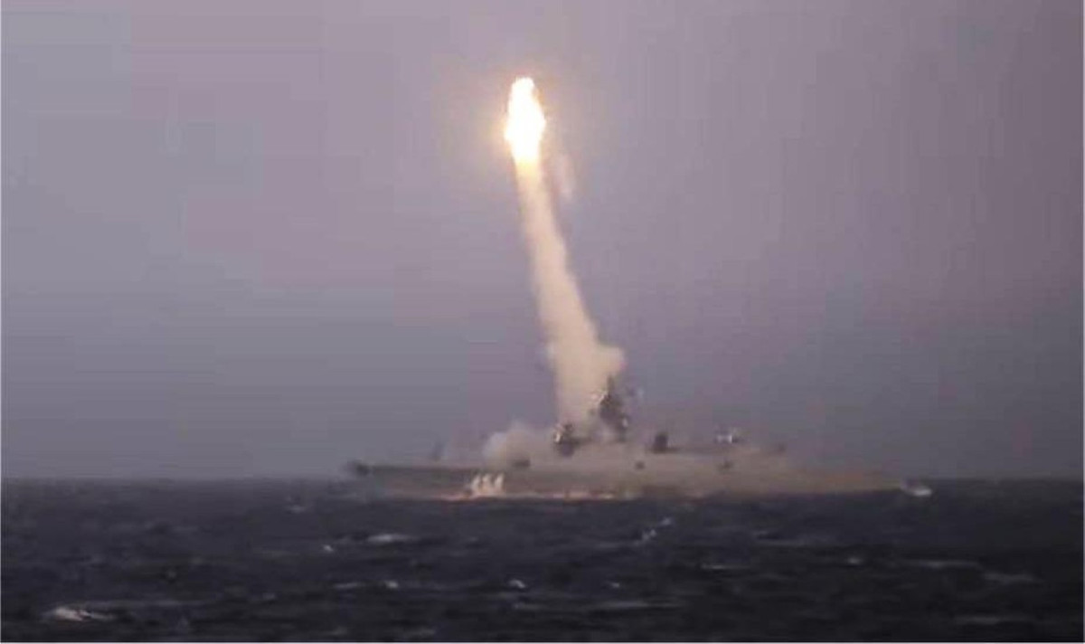 Tên lửa hành trình diệt hạm siêu thanh 3M22 Zircon chính là vũ khí diệt hạm chủ lực thế hệ mới của Hải quân Nga, chúng được quảng bá sẽ sở hữu những đặc tính độc nhất vô nhị và vượt trội mọi đối thủ cạnh tranh.