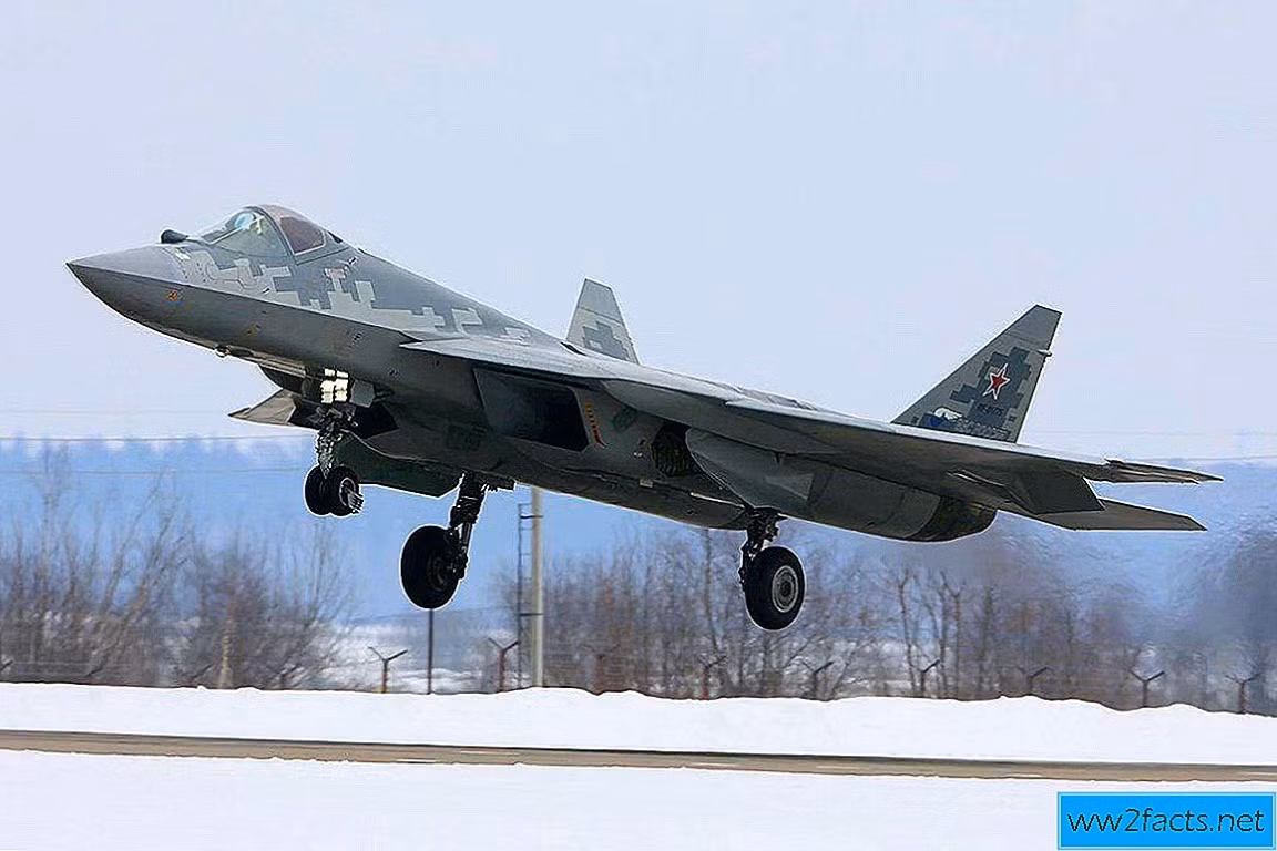 Việc cất - hạ cánh trên tàu sân bay đòi hỏi gia tốc thay đổi cực nhanh, khiến hệ thống càng đáp phải chịu một lực tác động rất lớn. Để hoạt động được trên tàu sân bay, càng đáp của tiêm kích hạm sẽ có cấu tạo đặc biệt, với cơ cấu chắc chắn hơn nhiều so với càng đáp thông thường.