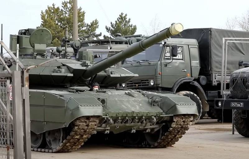 Ông Episkopos nhấn mạnh, T-90M Proryv-3 là phiên bản cải tiến mới nhất của dòng xe tăng chiến đấu chủ lực T-90, được cung cấp cho Quân đội Nga kể từ năm 1993.