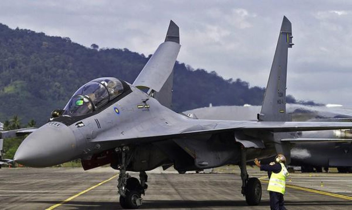 Hiện nay, Su-30MKM đang được biên chế cho Phi đội 11, Không quân Malaysia tại căn cứ không quân Gong Kedak.