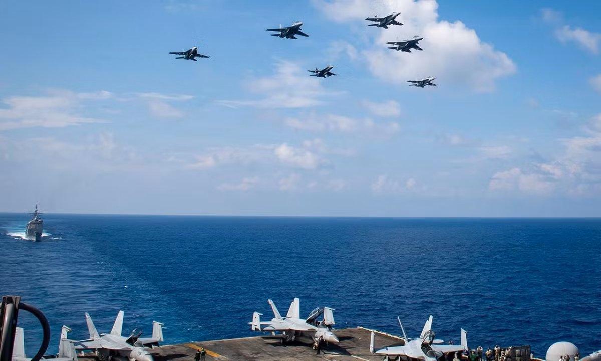 Đây là cuộc diễn tập song phương đầu tiên giữa Mỹ và Malaysia trong năm 2021. Hải quân Mỹ cho biết hoạt động giúp làm sâu sắc hơn quan hệ hợp tác giữa hai nước.