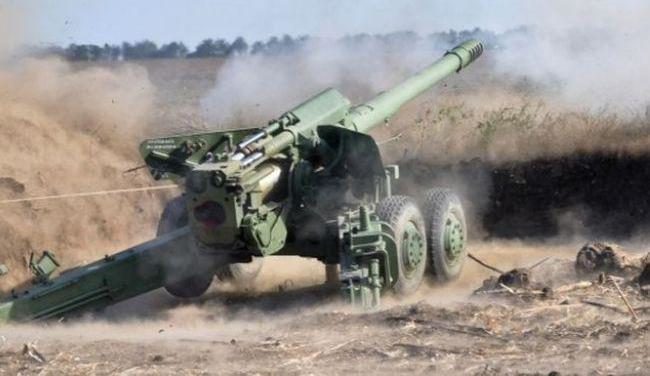 Loại pháo này được dùng để trấn áp và tiêu diệt sinh lực địch, chúng có thể bắn phá kho vũ khí và thiết bị quân sự của đối phương.