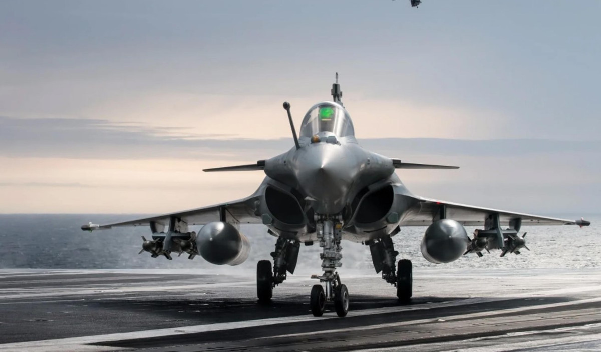 Hệ thống này giúp phi công nhận thức được tình huống và đưa ra biện pháp đối phó phù hợp nhất, tăng khả năng sống sót cho máy bay trong chiến đấu.