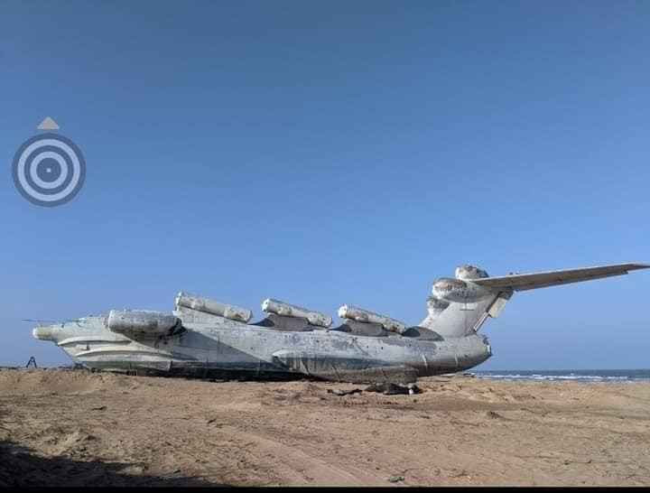 Ekranoplan về cơ bản có thể coi là một con tàu với khả năng bay ở tốc độ nhanh nhưng độ cao lại rất thấp. Điều này cho phép các phương tiện Ekranoplan có khả năng di chuyển với tốc độ cực cao trên biển do không bị lực cản của nước tác động.