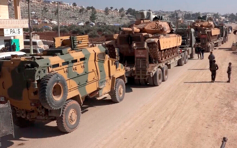 Trước đó, Nga tuyên bố sẽ phối hợp cùng lực lượng quân chính phủ Syria, tiến hành oanh tạch quy mô lớn vào tỉnh lỵ Idlib, bất chấp việc bên trong khu vực này vẫn còn phiến quân thân Thổ Nhĩ Kỳ đồn trú.