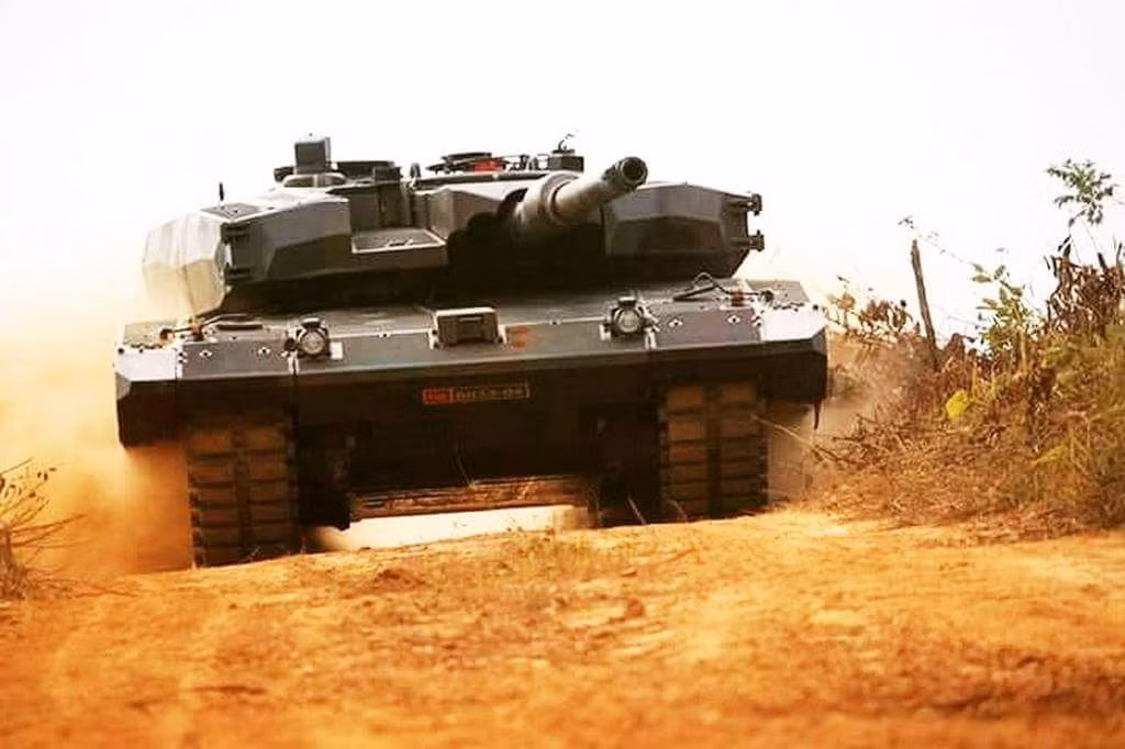 Tuy nhiên, loại xe tăng chủ lực này rất ít xuất hiện trong các cuộc xung đột trên thế giới, và công bằng mà nói, Leopard 2A4 của Đức cùng nhiều phiên bản của nó, chưa thực sự chứng minh được thực lực trên chiến trường.