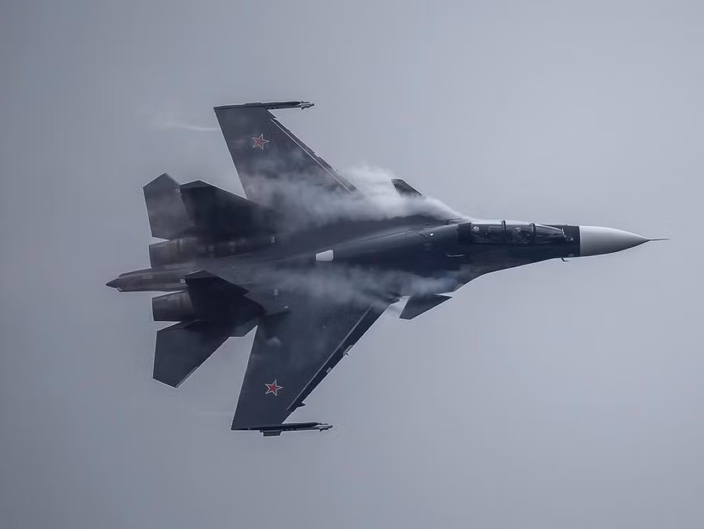 Năng lực chiến đấu của Su-30SM được đánh giá tiệm cận với Su-35, loại máy bay mạnh nhất hiện nay trong biên chế không quân Nga.