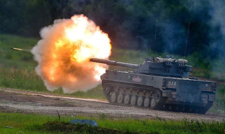 Theo chuyên gia Nga Viktor Litovkin, không nghi ngờ gì nữa, đây là một loại xe tăng độc nhất vô nhị, một loại vũ khí lợi hại. Nó có cỡ nòng 125 mm, theo nghĩa này, nó không khác xe tăng chủ lực T-72, T-80 hay T-90.