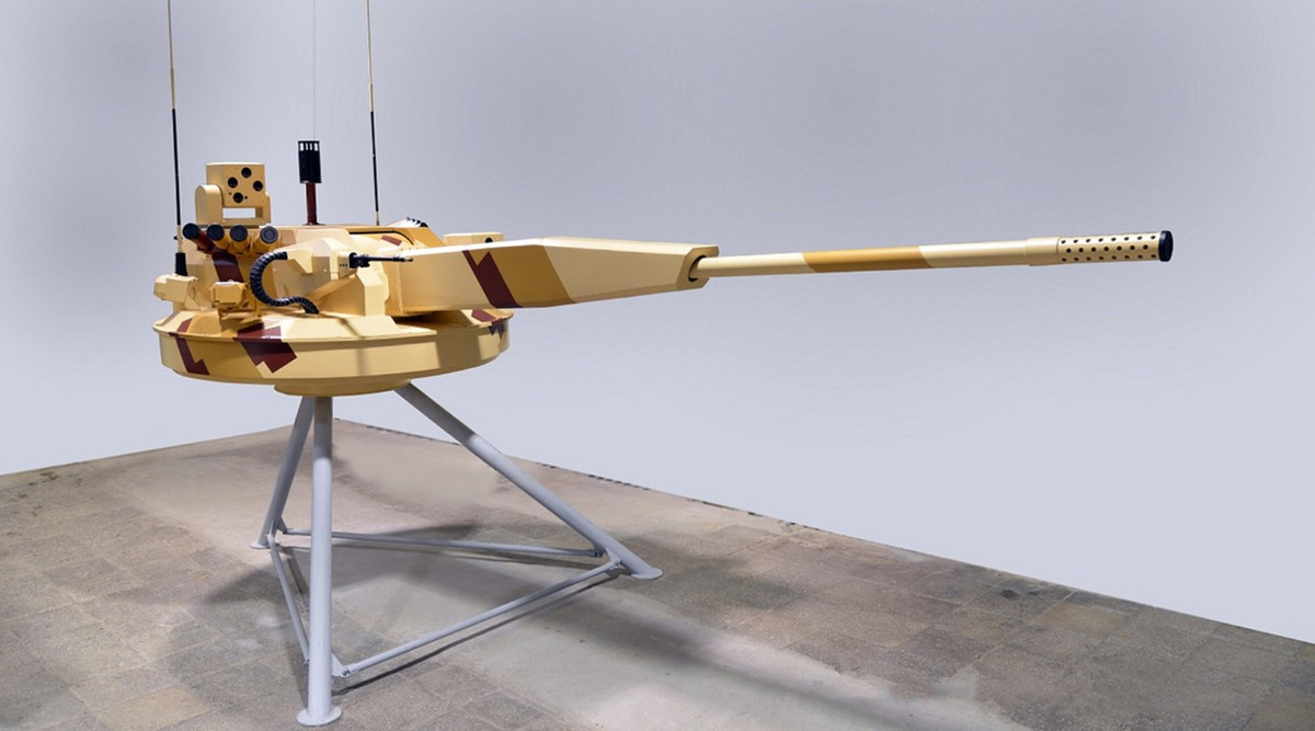 Tới nay, có thể coi Hải quân Indonesia là lực lượng đầu tiên ở Đông Nam Á, được trang bị khẩu pháo hạm hiện đại này trên tàu chiến. Nguồn ảnh: Roe.