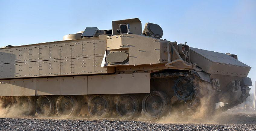 Không rõ Đức có trang bị lên các xe thiết giáp chở quân hay xe chiến đấu bộ binh hay không.