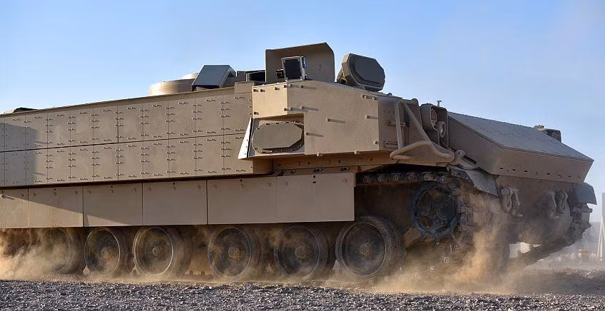 Không rõ Đức có trang bị lên các xe thiết giáp chở quân hay xe chiến đấu bộ binh hay không.