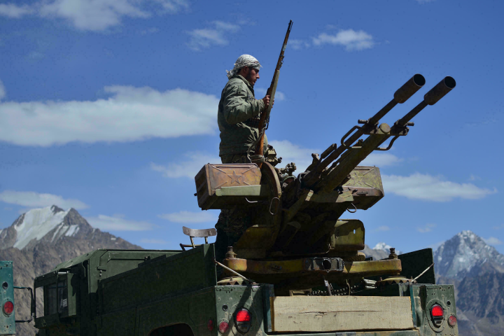 Với tình trạng Taliban không thể kiểm soát được hoàn toàn thung lũng Panjshir như hiện nay, không loại trừ khả năng lực lượng quân kháng chiến Afghanistan, sẽ lại chiếm quyền kiểm soát các điểm trọng yếu thêm một lần nữa, biến đây thành một cuộc nội chiến dai dẳng không hồi kết. Nguồn ảnh: Ydex.