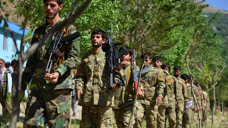 Theo các thông tin mới nhất, các máy bay chiến đấu F-16 của Không quân Pakistan được cho là đã xuất hiện trên vùng trời thung lũng Panjshir, tuy nhiên không rõ các chiến đấu cơ này có trực tiếp tham chiến, hay chỉ xuất hiện để thực hiện đòn răn đe tâm lý.