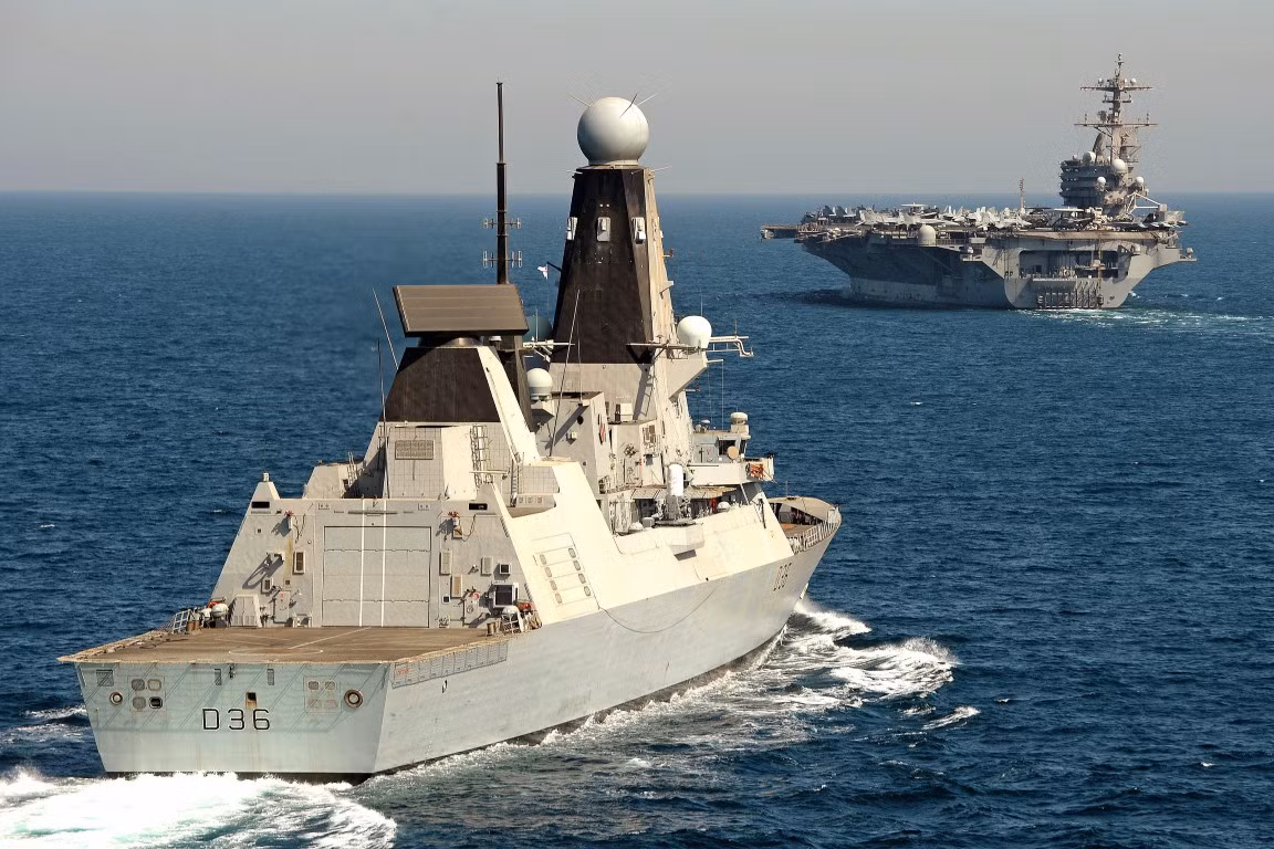 Tuy nhiên không loại trừ khả năng đây chỉ là động thái thăm dò của hải quân NATO, trước khi đưa một lực lượng đông hơn, hùng hậu hơn tới vùng biển này để khắc chế Nga. Nguồn: Pinterest.