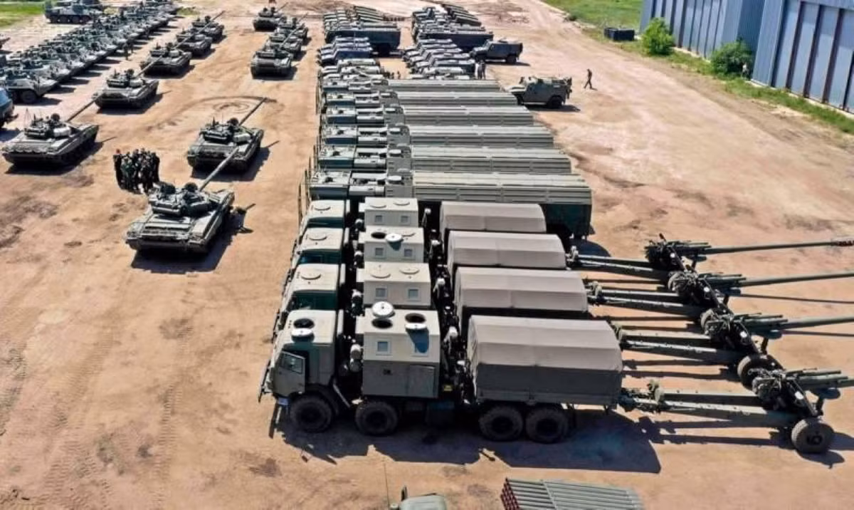 Hiện tại chưa có phát biểu chính thức nào từ giới chức quốc phòng những bên liên quan về vấn đề trên, tuy nhiên theo đánh giá từ giới chuyên gia phân tích, có hai lựa chọn khả thi - đưa số vũ khí trên đến biên giới Crimea hoặc Donbass.