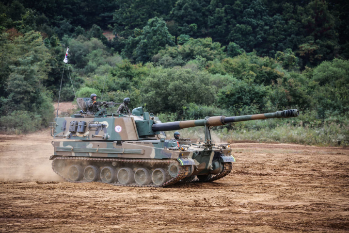 Mới đây, trên trang web chính thức của Bộ quốc phòng Phần Lan, nước này xác nhận đã "xuống tiền" mua một lô pháo tự hành K9 của Hàn Quốc.