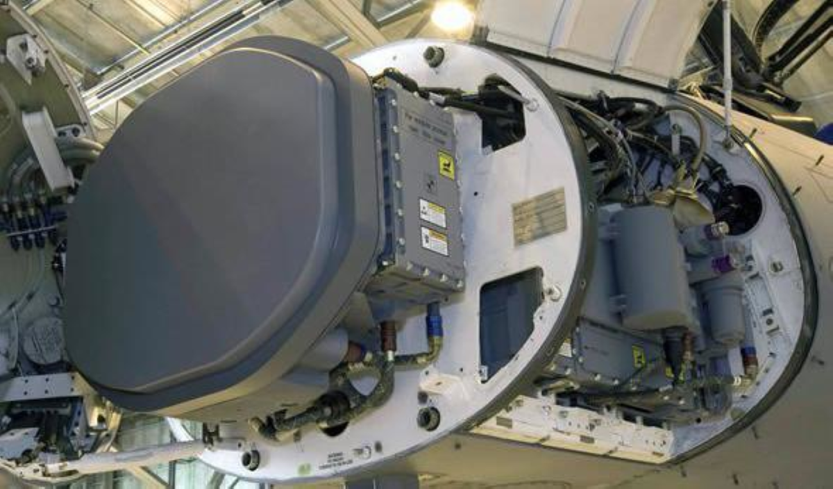 F-16 Block 70/72 sử dụng radar quét mảng pha điện tử chủ động tiên tiến Northrop Grumman AN/APG-80 giúp tăng khả năng phát hiện và điều khiển hỏa lực tiêu diệt đối phương.