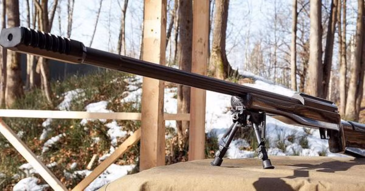 Khác biệt lớn nhất của súng bắn tỉa SVLK-14S với các dòng súng trường bắn tỉa khác là việc nó sử dụng đạn tiêu chuẩn .408 Cheyenne Tactical (10.36×77mm) hoặc .338LM riêng biệt dành cho súng trường bắn tỉa,