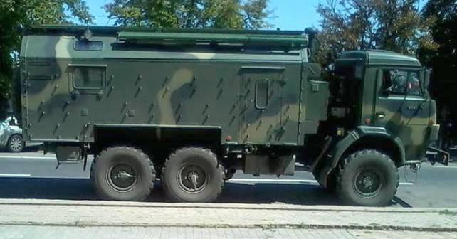 Mặc dù vậy, cũng có ý kiến cho rằng báo chí Nga đang nói quá về khả năng của Leer-3, nhất là đối với một cường quốc công nghệ thông tin và điện tử như Nhật Bản thì khí tài của Moskva chẳng có gì đặc biệt.