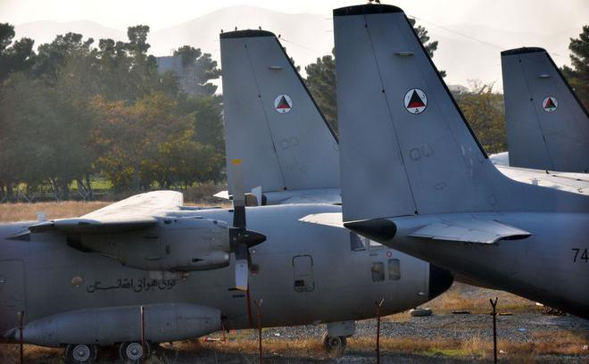 Cuối cùng, những máy bay C-27 này được bán dưới dạng phế liệu với giá chỉ hơn 30.000 USD/chiếc. Một số tiền rất ít ỏi so với mức hơn 27 triệu USD Mỹ bỏ ra để nâng cấp chúng.