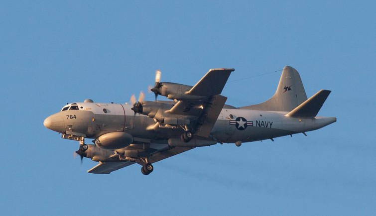 Chiến đấu cơ Su-30 trở về căn cứ sau khi máy bay EP-3 quay đầu rời xa vùng trời Nga. "Tổ bay Nga tuân thủ chặt chẽ quy định quốc tế về sử dụng không phận. Các mục tiêu không xâm phạm biên giới đất nước", thông cáo của quân đội Nga có đoạn viết.