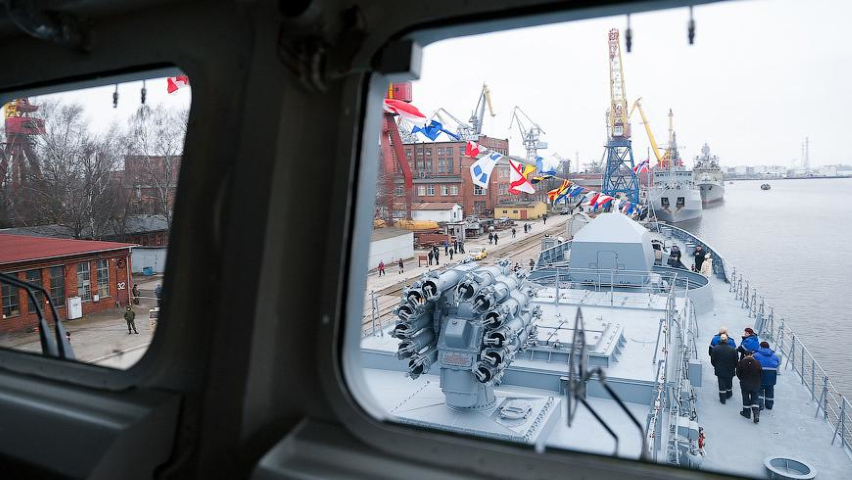 Chiến hạm Đô đốc Grigorovich có lượng giãn nước toàn tải lên tới 4.035 tấn.