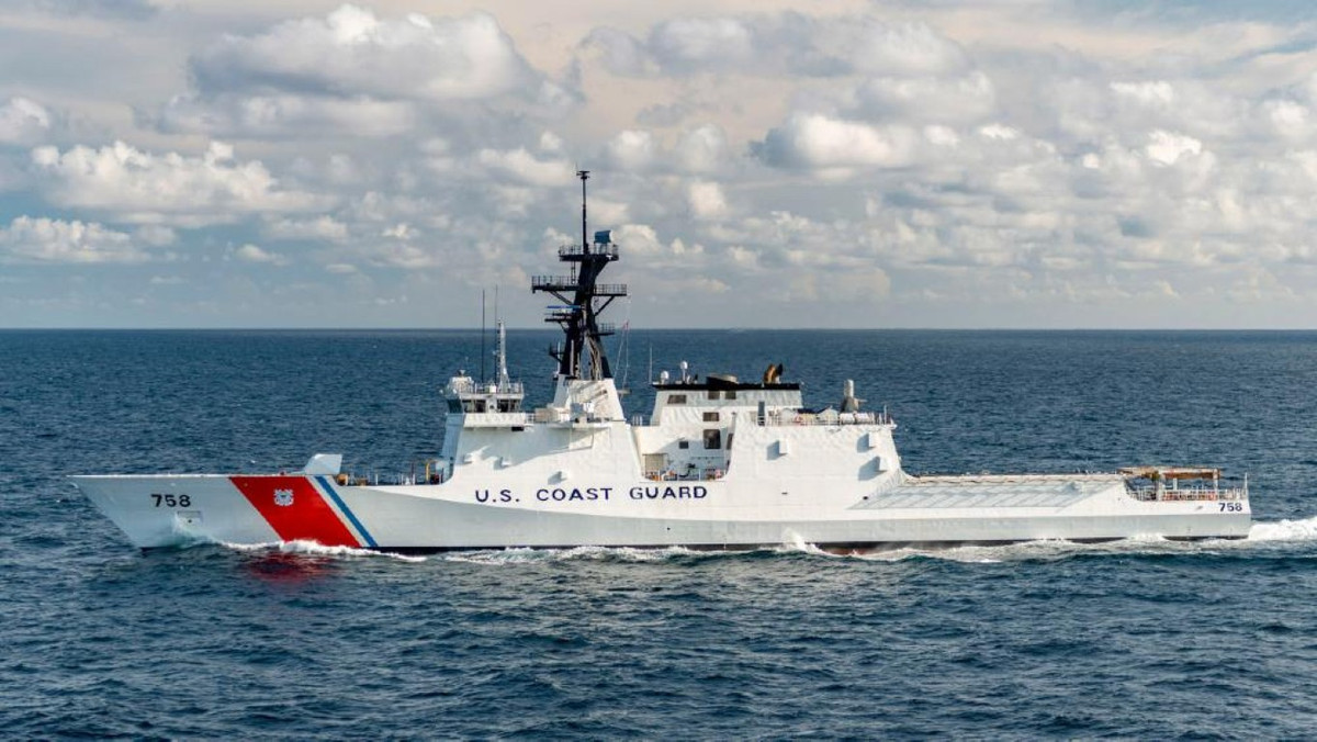 Hiện tại biên đội tàu chiến Nga đang bị Hải quân Mỹ giám sát chặt chẽ, cụ thể là có tin báo về ít nhất 1 tàu tuần duyên và 3 khu trục hạm đã được triển khai nhằm hộ tống nhóm tàu Nga. Ngoài ra cũng có một số máy bay trinh sát và tiêm kích được huy động.