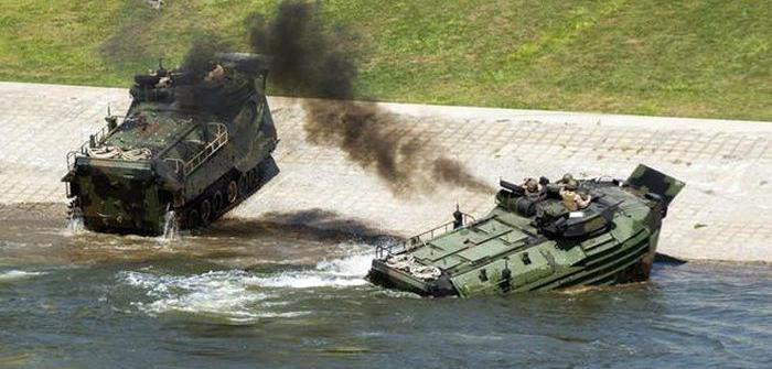 Khi chạy trên đường nhựa, thiết giáp này đạt vận tốc tối đa 72km/h và gần 14 km/h khi bơi (nhanh gấp đôi so với xe của Nga).