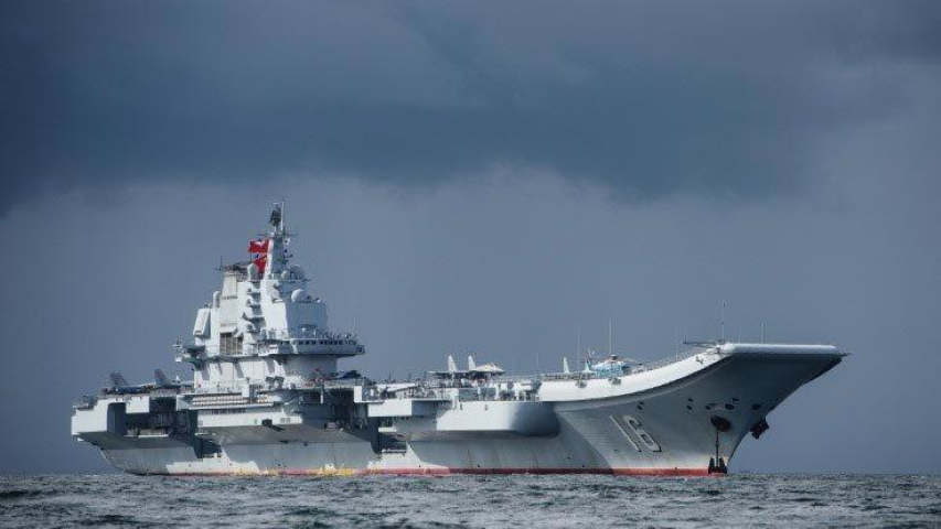 Trong học thuyết tác chiến trên, không có chỗ cho hàng không mẫu hạm, hoạt động của nó đi kèm với chi phí cao đến mức khó chấp nhận, vậy tại sao Trung Quốc lại xem xét khả năng bán tàu sân bay Liêu Ninh của họ cho Nga?