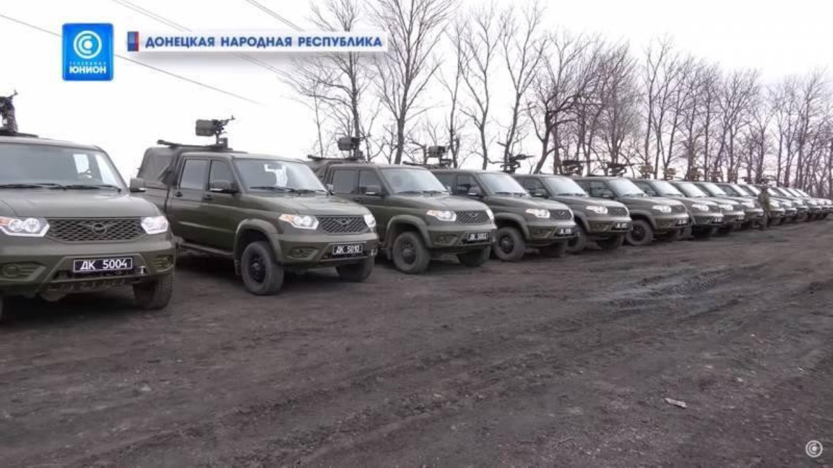 Đây là loại súng máy mới được Nga công khai chuyển giao cho lực lượng ly khai Ukraine trong nỗ lực nhằm hỗ trợ nhóm ly khai này trước các đòn tấn công của chính phủ. Nga đã lắp sẵn khẩu súng máy PK/PKM lên 15 xe địa hình UAZ Patriot.