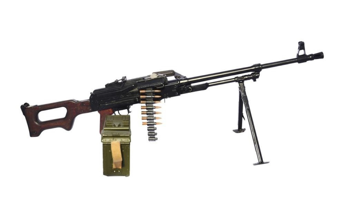 Hiện tại ước tính đã có khoảng 1.000.000 khẩu được sản xuất và đang phục vụ trong biên chế chính thức hơn 50 quốc gia. Tại chiến trường miền Đông Ukraine súng máy PK và PKM được sử dụng bởi cả quân đội chính phủ và lực lượng ly khai.