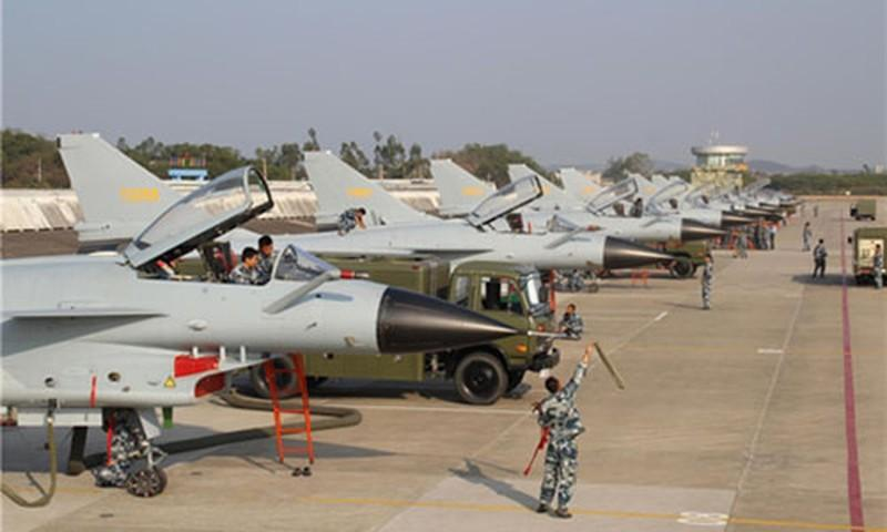 Hiện chính quyền tỉnh Hà Nam và Không quân Trung Quốc đều chưa đưa ra lời bình luận về vụ tai nạn trên.