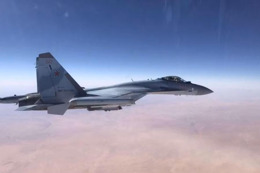 Phương tiện bay này có khả năng tấn công hiệu quả các mục tiêu trên bộ, trên không và trên biển mà không cần xâm nhập vào vùng phòng ngự của hệ thống phòng không Ukraine.