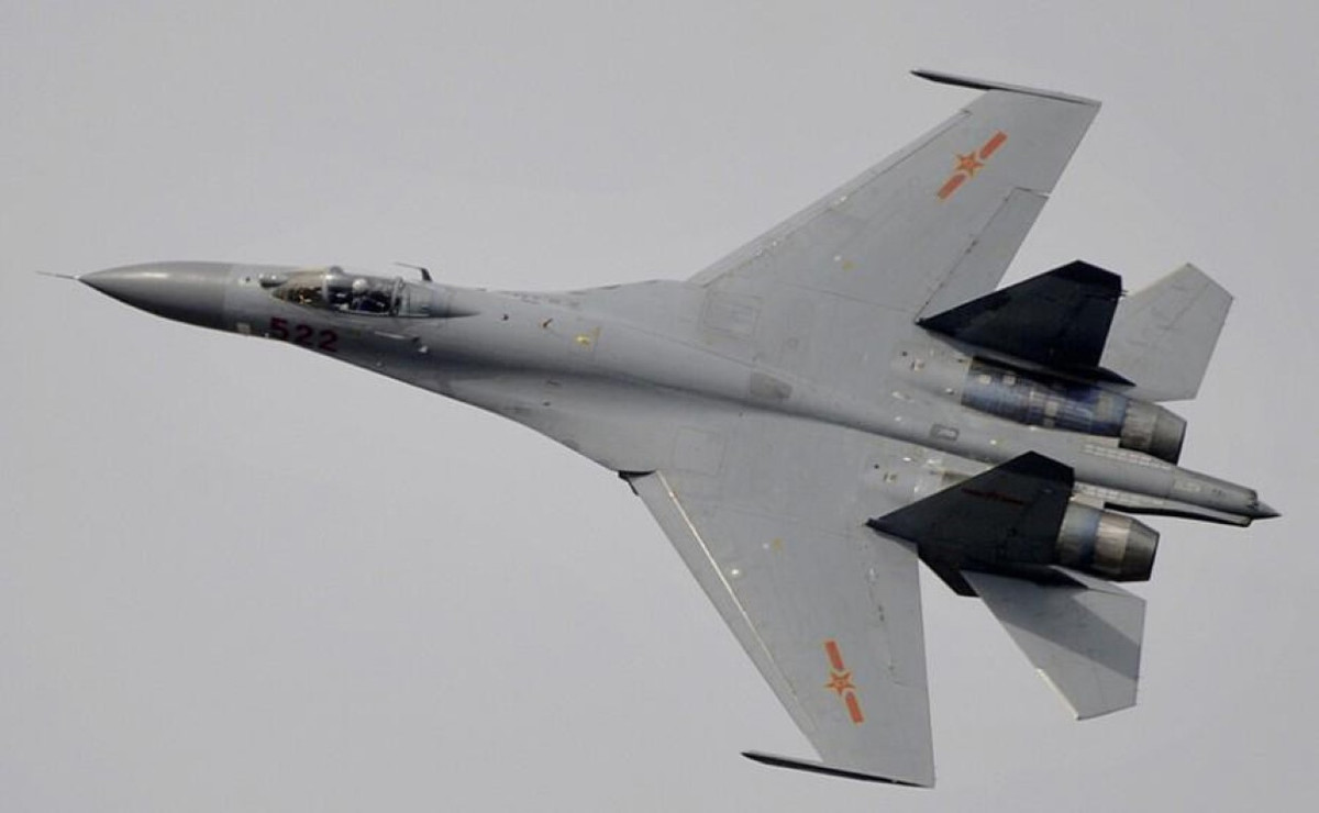 Tuy nhiên với những chiếc tiếp theo bao gồm phiên bản J-11B và J-16 đều sử dụng động cơ WS-10A (Qua Phiến 10A) turbo do Trung Quốc tự sản xuất.