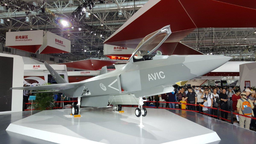 Quay sang Trung Quốc, có thể nước này chưa đồng ý xuất khẩu J-20 nhưng FC-31 (phiên bản thương mại của J-31) đã sẵn sàng, nó hoàn toàn đáp ứng đòi hỏi của UAE về một tiêm kích tàng hình hạng nhẹ tiên tiến với tính năng tương tự F-35.