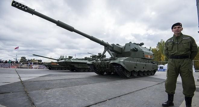 2S35 Koalitsiya-SV cũng có tính năng bắn trúng một mục tiêu đồng thời bằng nhiều loạt đạn với những quỹ đạo bay khác nhau.