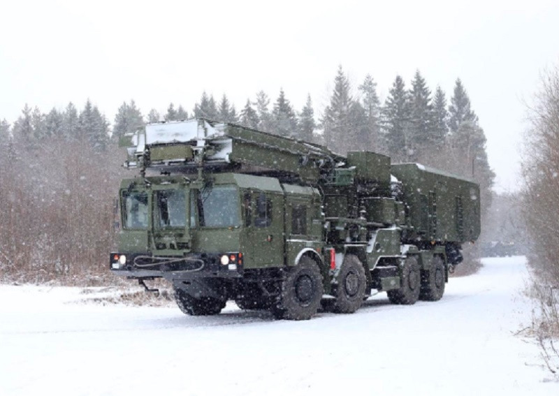 Các công trình đặc biệt quan trọng của đất nước sẽ được bảo vệ bằng các tổ hợp hoạt động ở các dải tần số khác nhau, tầm cao diệt mục tiêu và phạm vi bao phủ khác nhau. Do đó, việc S-350 Vityaz được biên chế sẽ nâng cao rất nhiều sức mạnh của hệ thống phòng không thống nhất của quốc gia.