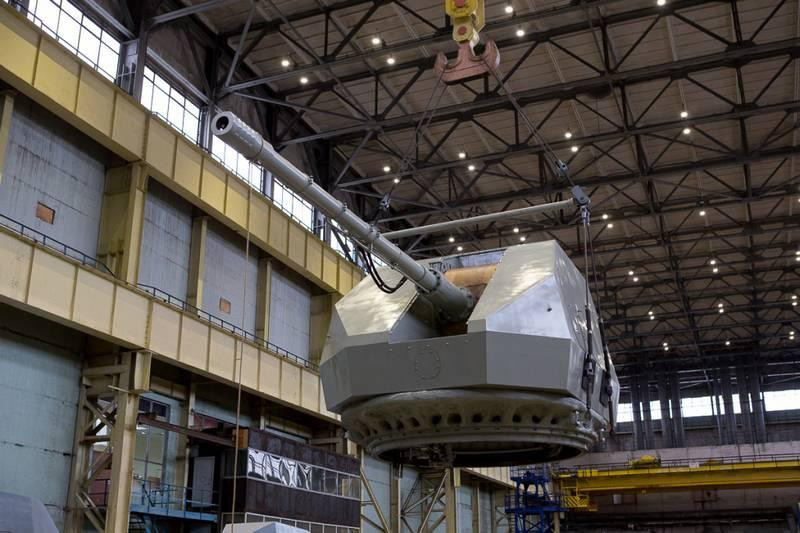 Nhưng vừa qua đã có diễn biến mới, khi nhà máy chế tạo vũ khí Arsenal ở St. Petersburg cho biết, các bài kiểm tra toàn diện dành cho pháo hạm A-192M cỡ 130 mm cơ bản hoàn thành, bệ pháo bước vào giai đoạn sản xuất hàng loạt để tích hợp trên những con tàu mới.