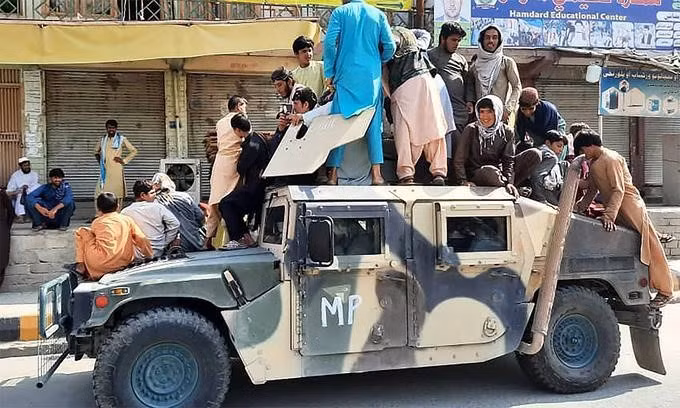 Dù Humvee được đánh giá nổi tiếng trên chiến trường nhờ sự hoạt động bền bỉ, cơ động, tuy nhiên khi trong tay quân đội Afghinistan chúng không phát huy được sức mạnh vốn có.