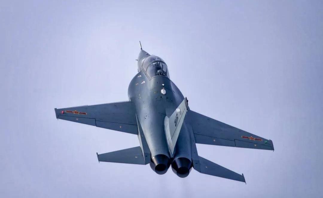 Mới đây Trung Quốc đã chi tới 800 triệu USD để mua thêm 400 động cơ của Ukrainie. Trước đó họ cũng đã mua 250 động cơ AI-222-25F vào năm 2015.