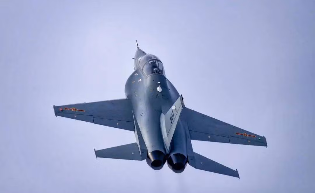 Mới đây Trung Quốc đã chi tới 800 triệu USD để mua thêm 400 động cơ của Ukrainie. Trước đó họ cũng đã mua 250 động cơ AI-222-25F vào năm 2015.