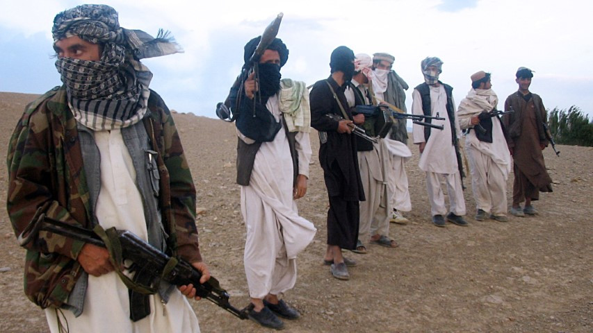 Suốt hai thập kỷ qua, Mỹ đã cố gắng bình định Afghanistan và quét sạch Taliban nhưng không thành công. Sự suy yếu của Taliban, được cho là sự thổi phồng quá đáng của Mỹ, trong suốt nhiều năm liền.
