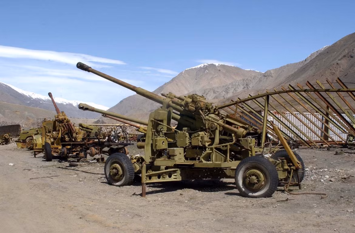 Giới quan sát nhận xét, dù mất những điểm cao chiến lược ở thung lũng Panjshir, lực lượng quân kháng chiến Afghanistan vẫn hoàn toàn có thể chuyển sang tác chiến du kích, không cho phép Taliban làm chủ hoàn toàn khu vực này.